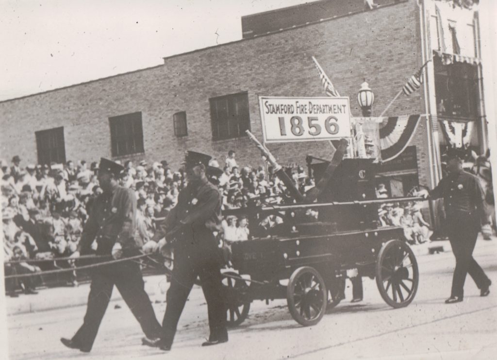 1941 Tercentinary Parade - The Rippowam, Stamford First Pumping Apparatus
